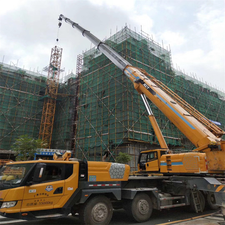建宁县谈谈吊车租赁需要注意的事项