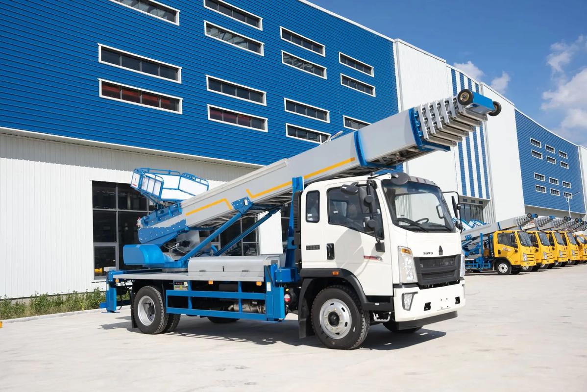 建宁县出租云梯车高空作业车 建筑垃圾搬运