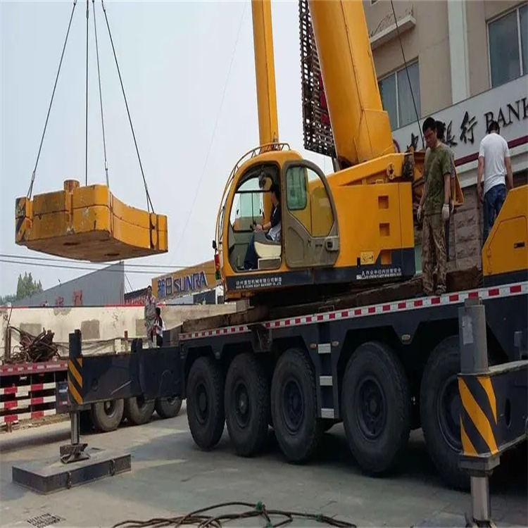 建宁县当地吊车出租|机器吊装|75吨|工厂搬迁服务