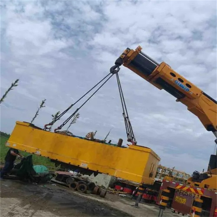 建宁县随车吊吊集装箱怎么吊